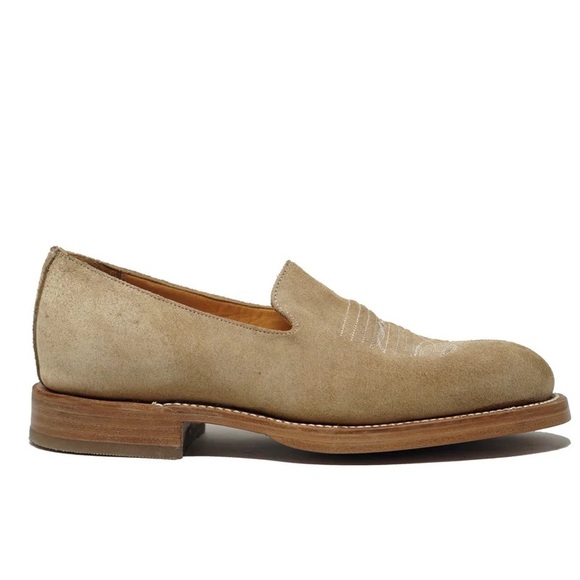 Unmarked Uma Loafer - Picture 3 of 11